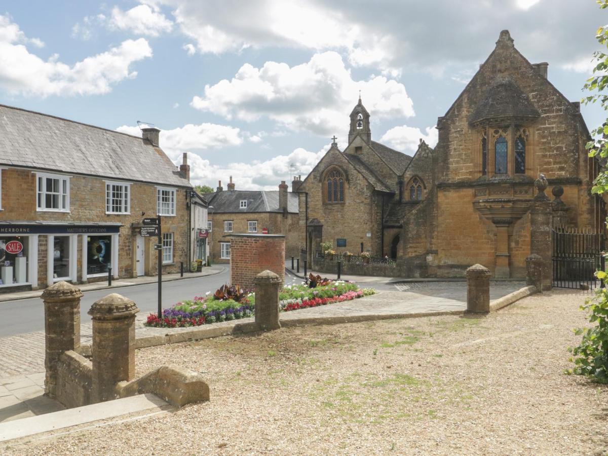 Ferienwohnung 1 Abbey Court Sherborne  Exterior foto